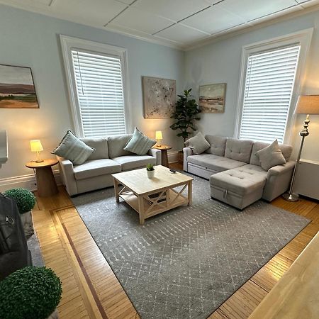 Entire Charming Victorian Home Downtown Newport Bagian luar foto