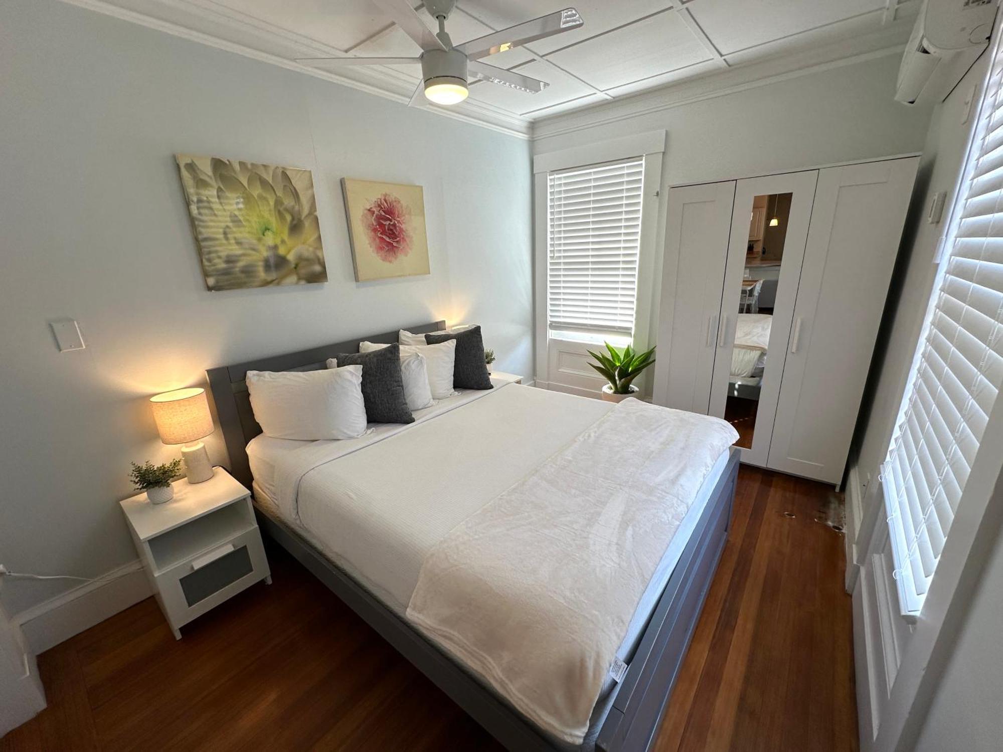 Entire Charming Victorian Home Downtown Newport Bagian luar foto
