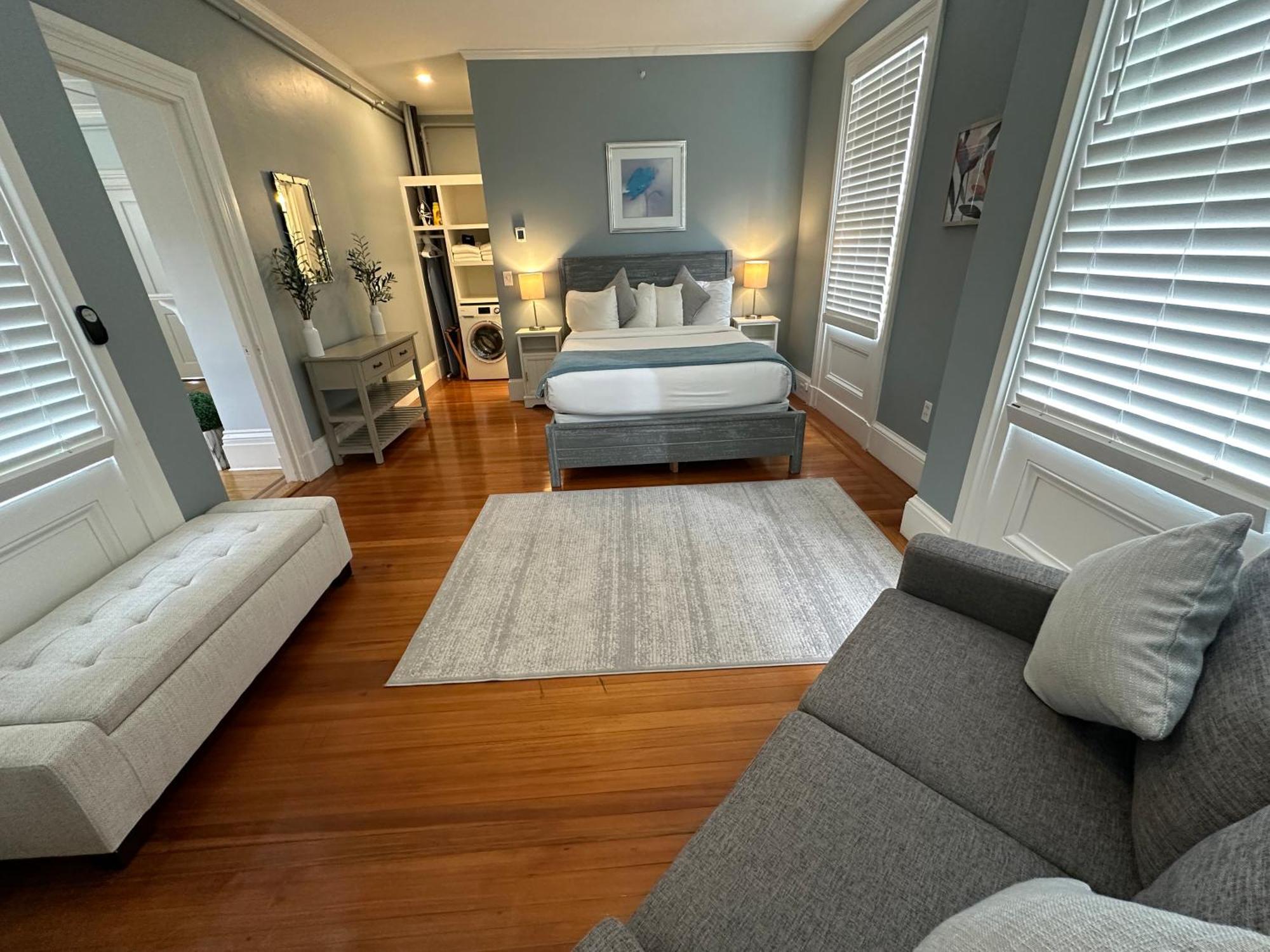 Entire Charming Victorian Home Downtown Newport Bagian luar foto